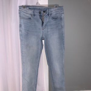 American Eagle Light Wash Jeans